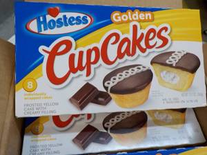 8 ct Box 8 each Hostess Golden Cupc...