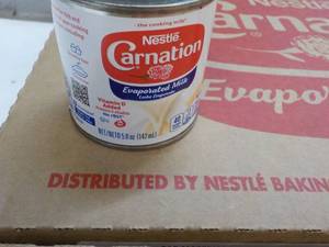 Tray of 24 - 5 oz Cans Nestle Carna...