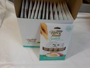15 ct Purina Fancy Feast Savory Cat...
