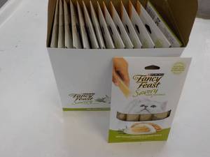 15 ct Purina Fancy Feast Savory Cat...