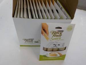 15 ct Purina Fancy Feast Savory Cat...