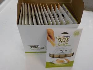 15 ct Purina Fancy Feast Savory Cat...