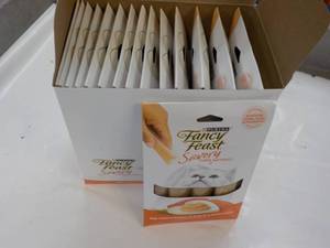 15 ct Purina Fancy Feast Savory Cat...