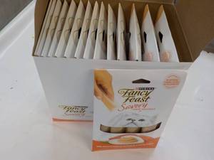 15 ct Purina Fancy Feast Savory Cat...