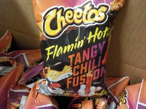 32 ct 2.75 oz Bags Cheetos Flamin ...