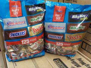 2 ct 35.25 oz Bags Minis Party Siz...