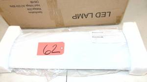 lot 62 image: 24 led shop light with cover