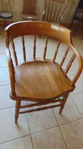 Old Oak Depot Chair