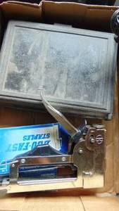 2 Staple Guns and Staples