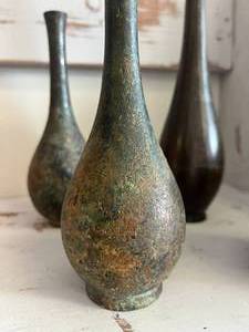 Amazing vintage find Set of vases.