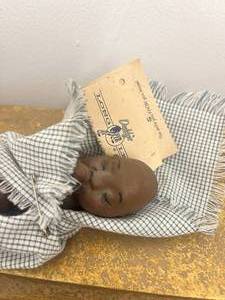 lot 4 image: Baby Jesse Daddys Long Legs Doll