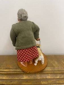 lot 26 image: Marge Doll and Max the Bulldog Nanas Family Richard Simmons Doll