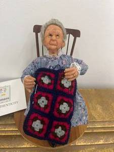 lot 30 image: Aunt Clara Nanas Family Richard Simmons Doll