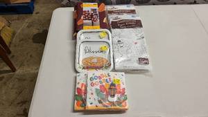 Thanksgiving dining items