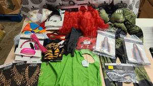 Assorted and imcomplete costume lot