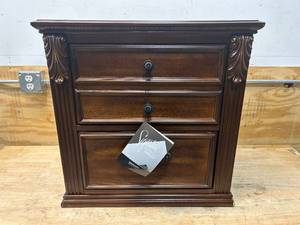 lot 27 image: Signature Design by Ashley Leahlyn Traditional 2 Drawer Nightstand, Warm Brown