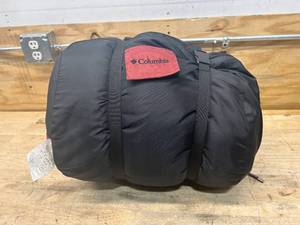 lot 63 image: COLUMBIA Sleeping Bag