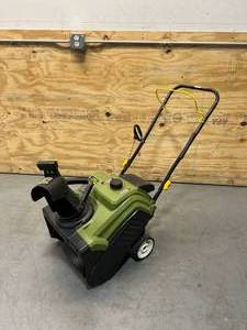 lot 11 image: SSGSB99 Single Stage Gas Snow Blower