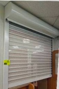 lot 85 image: 60 x 52 OMI Model 1E-EM-SA-510-O Roll-up Pharmacy Gate