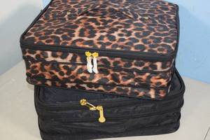 lot 66 image: NEW - 2pc Set JM New York Travel Jewelry Box Black and Leopard Print