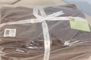 lot 41 image: NEW - Comfort & Joy True Perfection Luxury Towels 9pc Set Brown