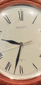 lot 51 image: Seiko Clock with Stand