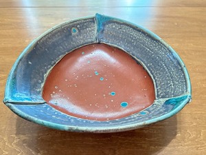 lot 29A image: Marty Field Artisan Pottery Bowl