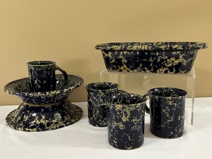 lot 30A image: Variety of Bennington Blue Agate Morning Glory Pottery