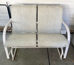 lot 158 image: Smooth Glider Bench