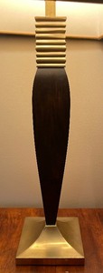 lot 16 image: Lovely Table Lamp