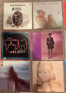 lot 175 image: 15 Vinyl Records