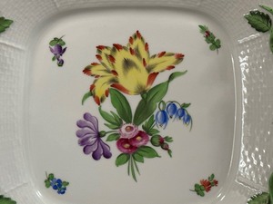 lot 2 image: Vintage Hand Painted Herend Square Cake Plate