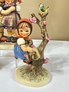 lot 93 image: Three Vintage Hummel Figurines including Cinderella