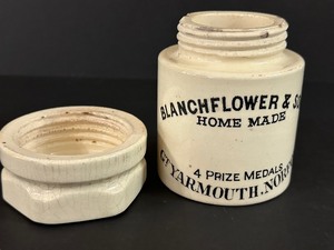 lot 34A image: Antique Blanch Flower and Sons Yarmouth Jar