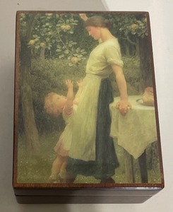 lot 251 image: Variety of Decorative Boxes and Trinket Boxes