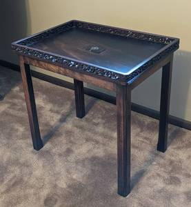 lot 32 image: Antique Craved Rosewood Tray Top Table