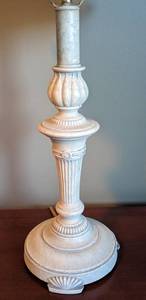 lot 37 image: Decorative White Table Lamp