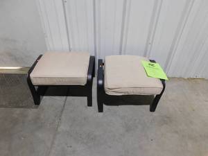 lot 73 image: SET OF 2 OUTDOOR OTTOMANS