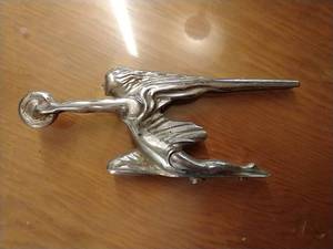 lot 10 image: Vintage 1930s1940s Packard Goddess of Speed Hood Ornament