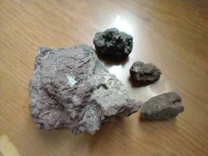 lot 29 image: Volcanic Rock Lot