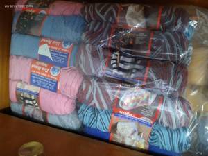 lot 101 image: Bottom Drawer of Yarn