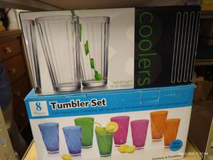 lot 106 image: NIB Sets of Coolers & Tumblers
