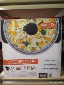 lot 113 image: NIB Rapid Skillet Pan & Lid
