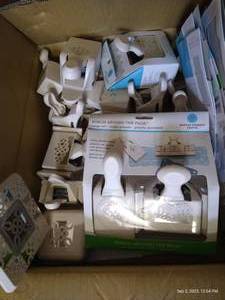 lot 120 image: Big Box of Martha Stewart Craft Punches