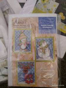 lot 140 image: Annies Craft of the Month Needle Crafts