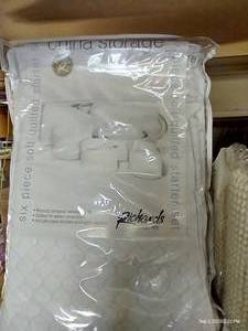 lot 164 image: Vacuum Seal Bags, China Storage Bags & Non-slip Rugs