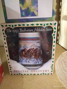 lot 200 image: Christmas Decore