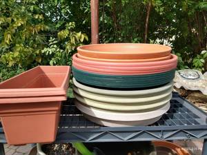 lot 301 image: Top Shelf Rectangle Planters & Giant Pot Bases