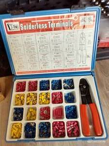 lot 324 image: Vaco Solderless Terminals Set
