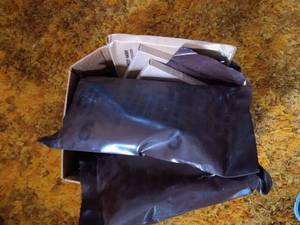 lot 371 image: Military MRE Kits